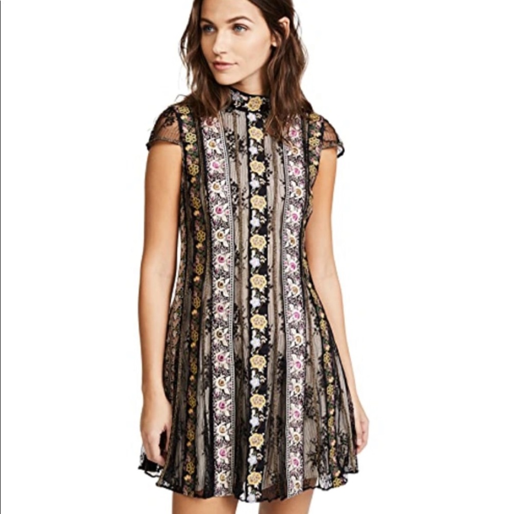 ALICE + OLIVIA Gwyneth Embroidered High Neck Flare Dress